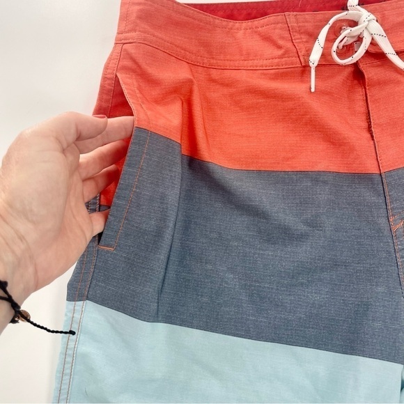 Goodfellow & Co Men's 10" Colorblock Board Shorts Orange and Blue - Picture 6 of 9